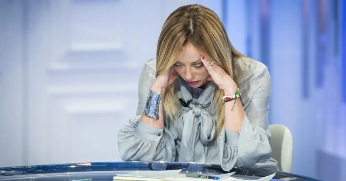 Totoministri, chi vuole cosa (e chi Meloni non vuole). “Giorgia me lo dica in faccia”: il risiko nel centrodestra dilania i partiti