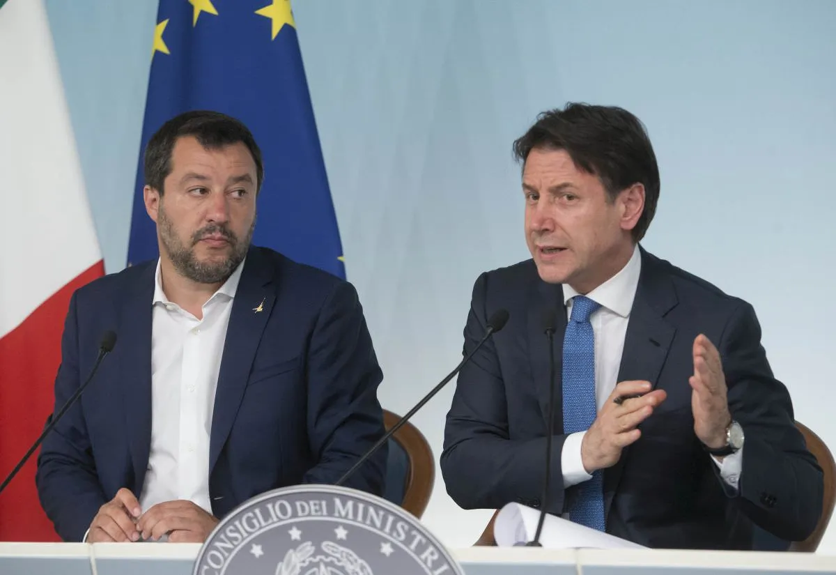 Open Arms, lo scaricabarile di Conte sui migranti. I “non ricordo” che inguaiano Salvini