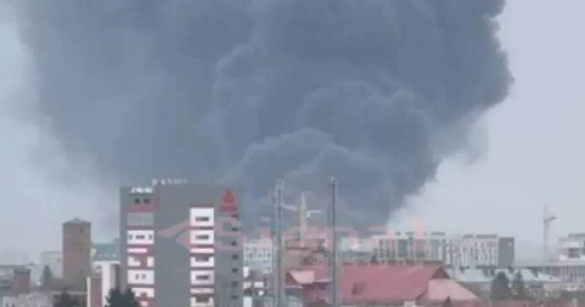 FLASH! Ucraina, attacco aereo a Leopoli: “Raid russi” – VIDEO