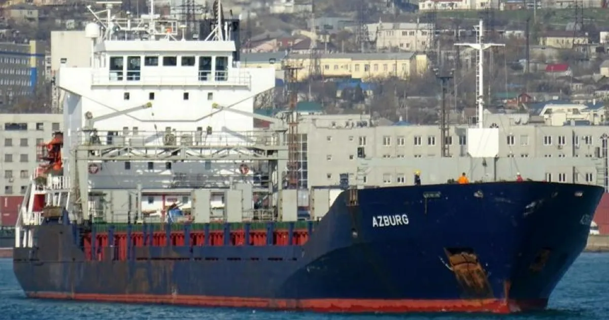 Nave turca battente bandiera della Repubblica Dominicana colpita dai russi a Mariupol: “Affonda nel Mar d’Azov”