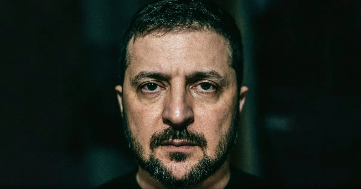 Ucraina, retroscena Zelensky: gli alert dell’intelligence, le missioni per ucciderlo e i negoziati saltati