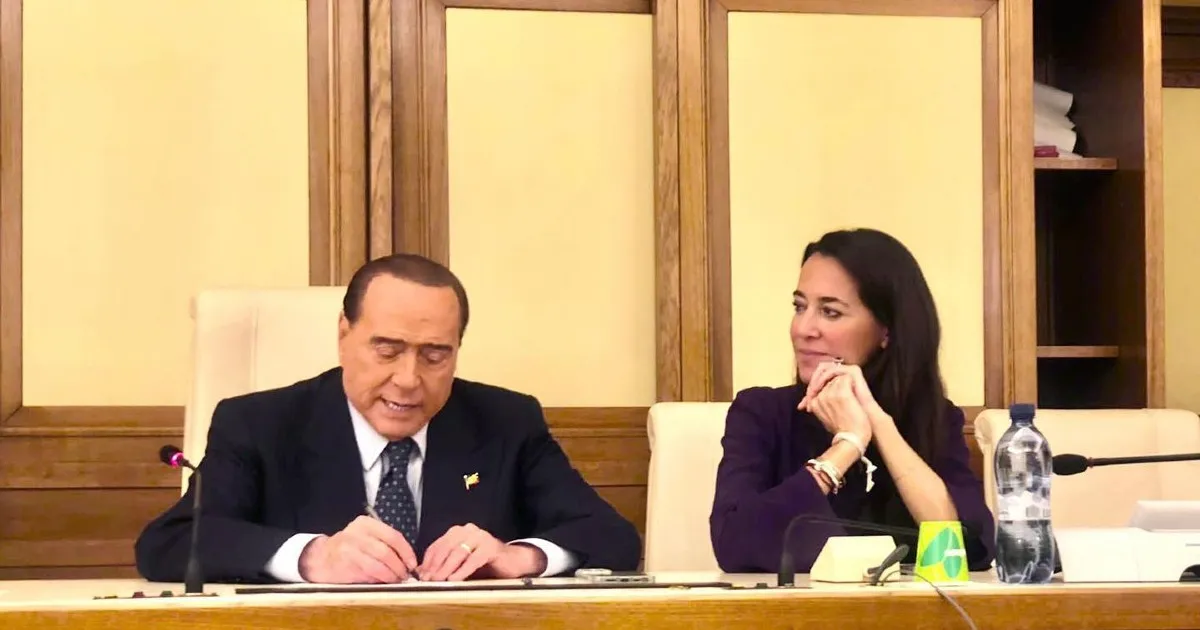 Chi ha girato l’audio di Berlusconi su Putin? L’ipotesi della “resa dei conti” dentro Forza Italia