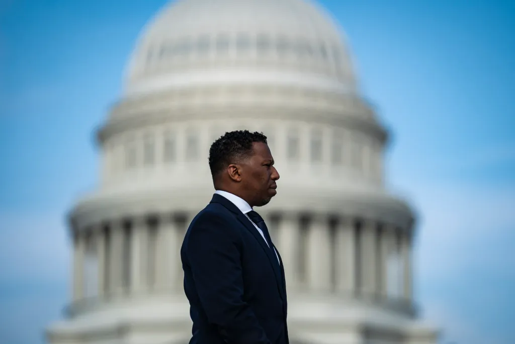 Questa immagine ha l'attributo alt vuoto; il nome del file è image-1-1024x683.png