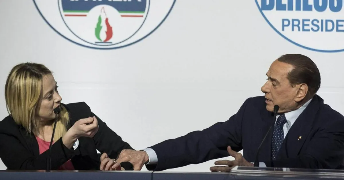 E Meloni si irrita con Berlusconi: “Queste frasi su Mattarella…”