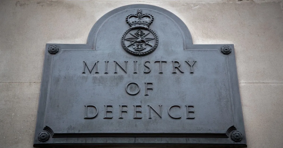 Difesa Uk: “Pochi progressi per i russi: ecco perché attaccano di notte”